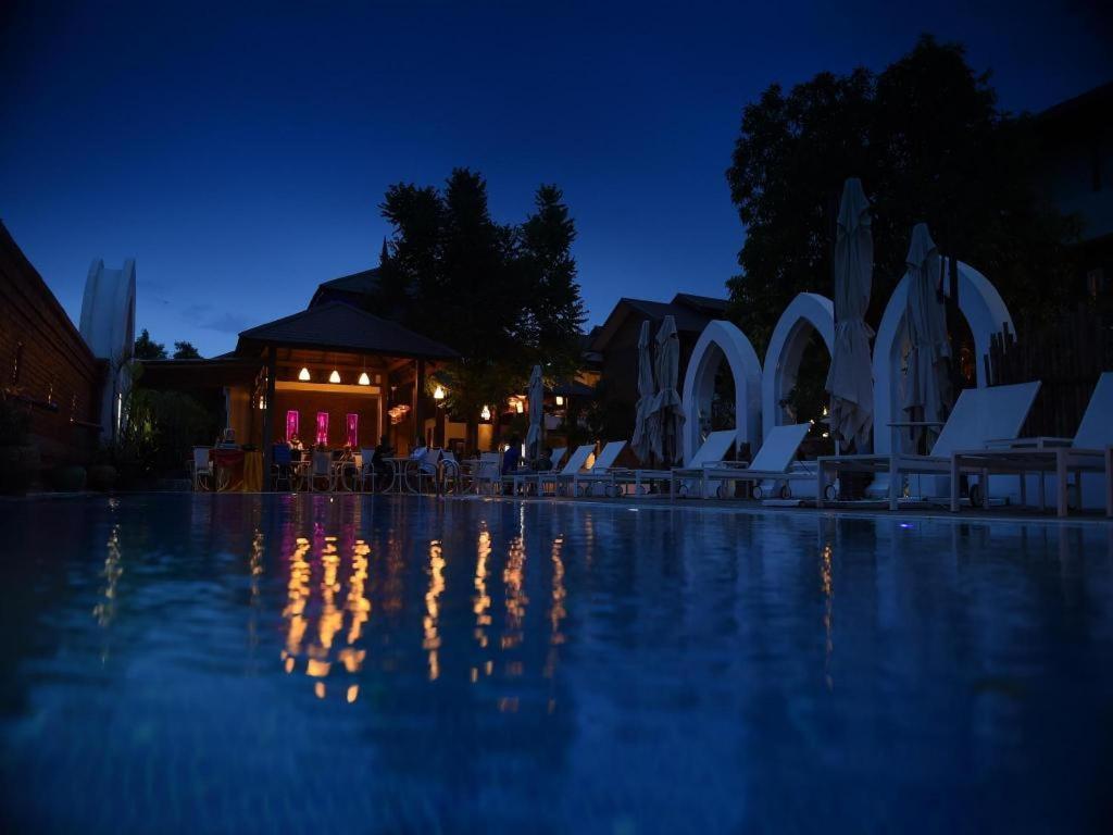 Zfreeti Hotel Nyaung-U Bagian luar foto